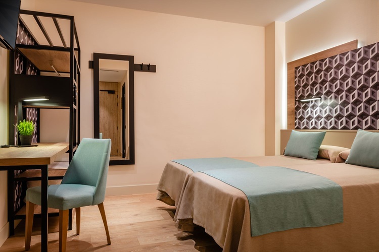 Twin/double room ronda house hotel barcelona Twin/double room ronda house hotel barcelona