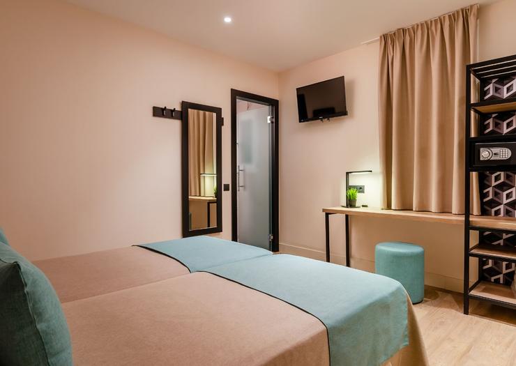 Twin/double room Ronda House Hotel Barcelona Twin/double room Ronda House Hotel Barcelona
